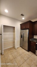 11274 Estancia Villa Dr in Jacksonville, FL - Foto de edificio - Building Photo