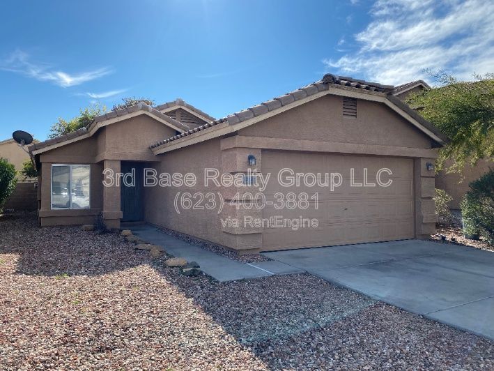 22627 W Adams Dr in Buckeye, AZ - Building Photo