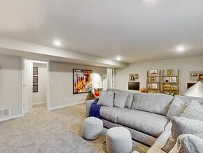 3400 Dreusicke Dr in Coralville, IA - Building Photo - Building Photo