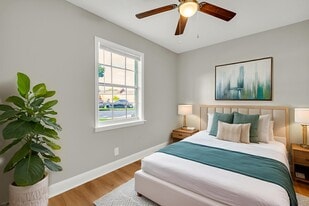 The Oaklyn in Starkville, MS - Building Photo