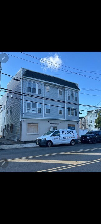 500 HAWTHORN Ave in Newark, NJ - Building Photo