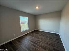 1723 NW 19th St in Cape Coral, FL - Building Photo - Building Photo