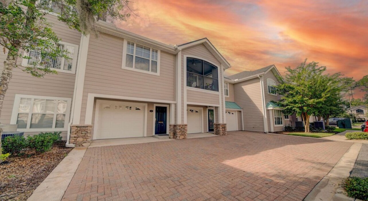 115 Legendary DR, Unit 211 in St. Augustine, FL - Building Photo