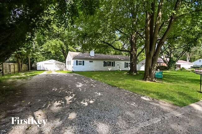 7338 Kingsley Dr in Indianapolis, IN - Building Photo - Building Photo