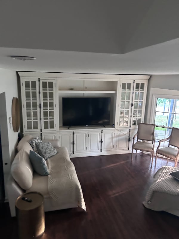 property at 1556 Shenandoah Ln