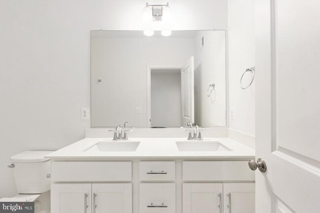 property at 2514 Neabsco Common Pl