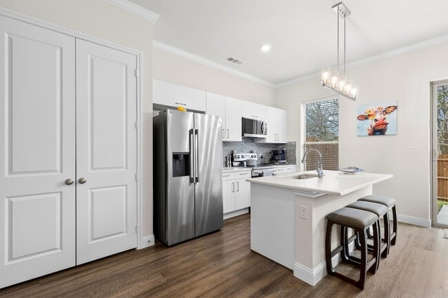 6329 Mason Ct in Dallas, TX - Building Photo - Building Photo