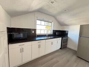 1968 NW 24th Ave in Miami, FL - Building Photo - Building Photo