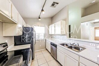 9311 W Monroe St in Peoria, AZ - Building Photo - Building Photo