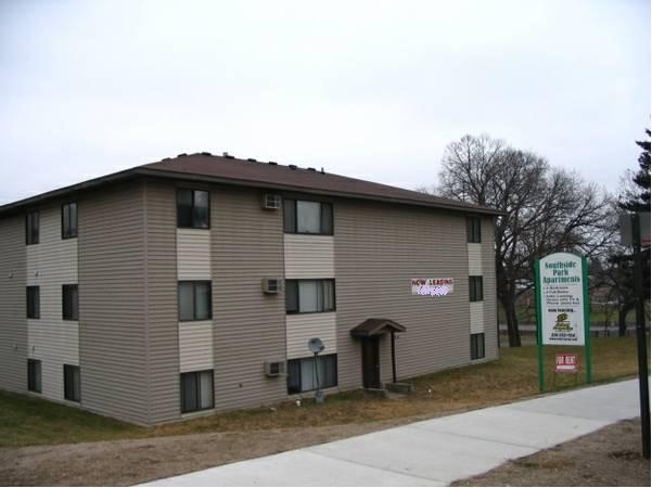 MPM Student Housing in St. Cloud, MN - Building Photo - Building Photo