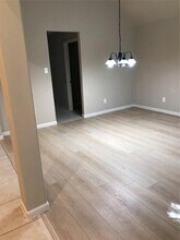 13910 Fraser Lake Ln in Houston, TX - Foto de edificio - Building Photo