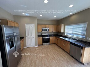 6425 W Constance Way in Phoenix, AZ - Building Photo - Building Photo