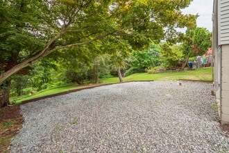 274 Idlewood Rd in Pittsburgh, PA - Building Photo - Building Photo