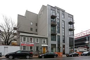 Ice Cream Factory Lofts in Brooklyn, NY - Foto de edificio - Building Photo