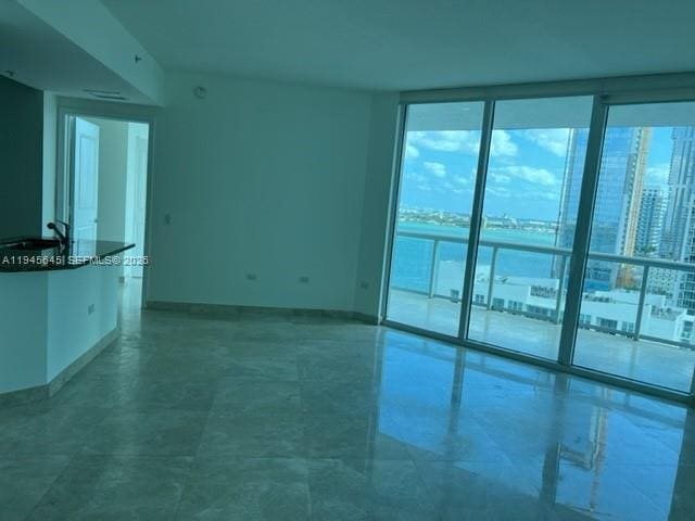 480 NE 30th St, Unit 1803 in Miami, FL - Building Photo - Building Photo