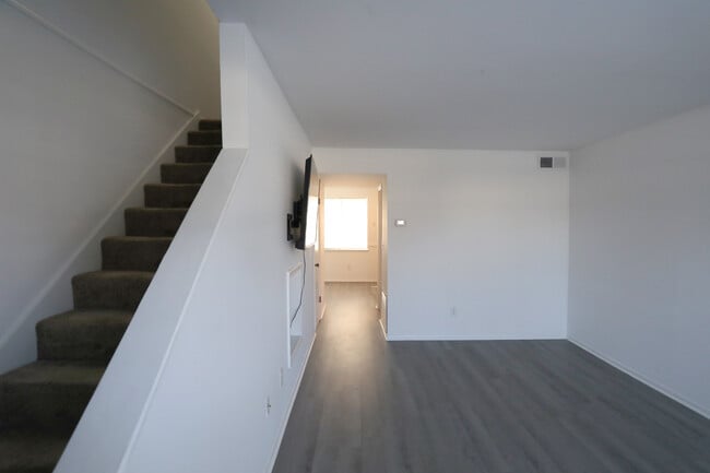 519 Parkdale Dr in Charleston, SC - Building Photo - Building Photo