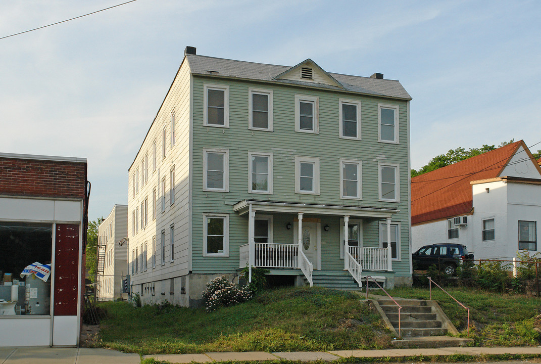 761 Main St in Poughkeepsie, NY - Foto de edificio