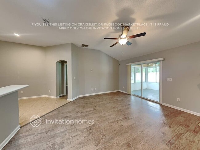 1100 Andrea Way in Jacksonville, FL - Building Photo - Building Photo