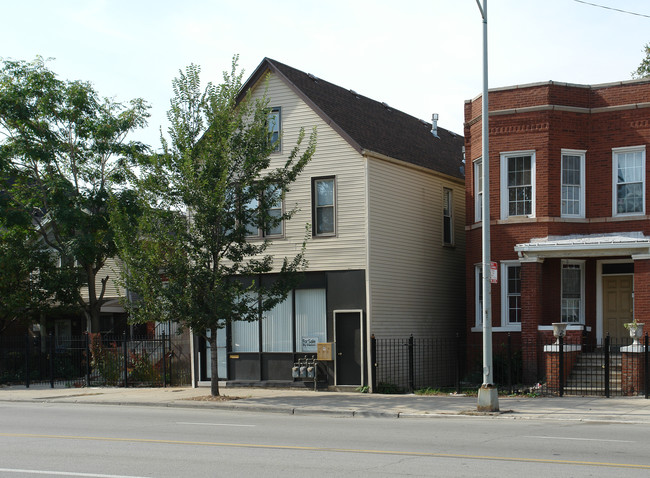 3404 S Western Ave in Chicago, IL - Foto de edificio - Building Photo