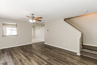 1818 Horsechestnut Ct in Trinity, FL - Building Photo - Building Photo