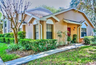 5100 Burchette Rd in Tampa, FL - Building Photo - Building Photo