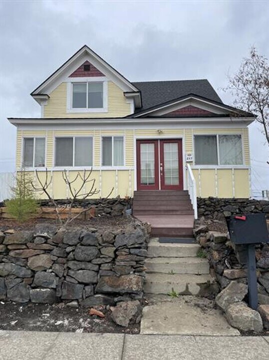 217 E Pacific Ave-Unit -2 in Spokane, WA - Building Photo