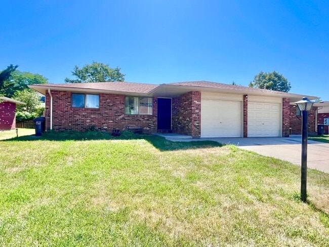property at 3120 White Elm Dr