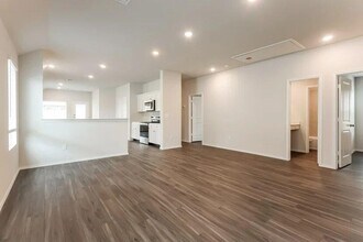 1805 Crimson Lake Blvd in El Reno, OK - Building Photo - Building Photo