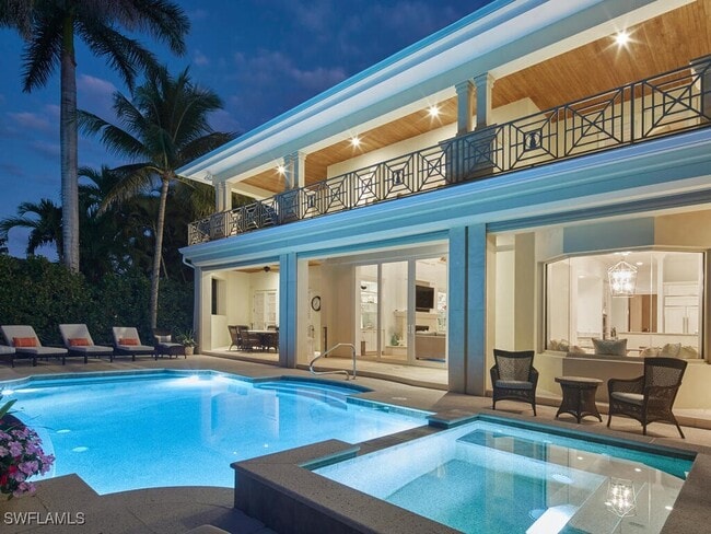 377 Pirates Bight in Naples, FL - Building Photo - Building Photo