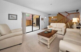 2725 5th Ct in Palm Harbor, FL - Building Photo - Building Photo