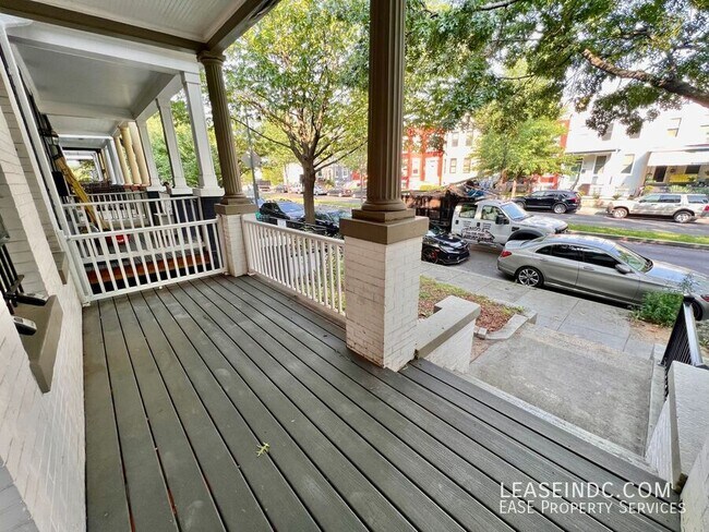 3613 New Hampshire Ave NW in Washington, DC - Building Photo - Building Photo
