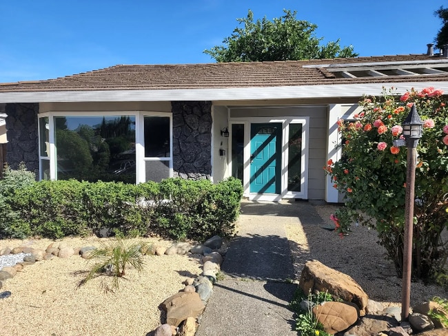 property at 440 Willamette Dr