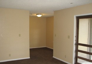 Windwood Apartments in Rockport, TX - Foto de edificio - Interior Photo