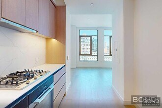 480 Kent Ave in Brooklyn, NY - Building Photo - Building Photo