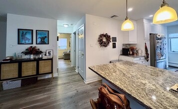 180 Lake Ave, Unit 2-topfloor in Tuckahoe, NY - Building Photo - Building Photo