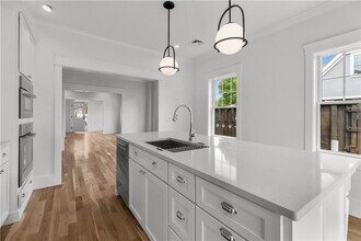 22 Anchor Way in Newport, RI - Building Photo - Building Photo
