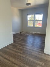 1510 SW Juniper Ave in Redmond, OR - Building Photo - Building Photo