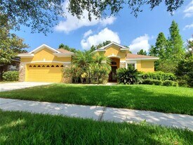 12825 Castlemaine Dr in Tampa, FL - Building Photo