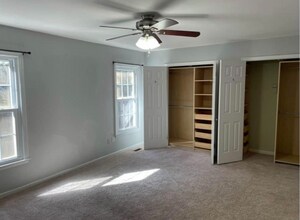 204 Rolling Hill Ct in Stafford, VA - Building Photo - Building Photo
