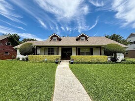 13455 Mill Grove Ln in Dallas, TX - Building Photo