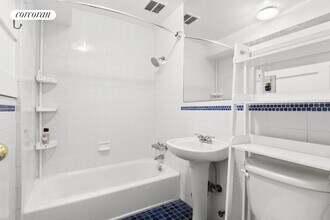 1 Arlington Pl in Brooklyn, NY - Building Photo - Building Photo