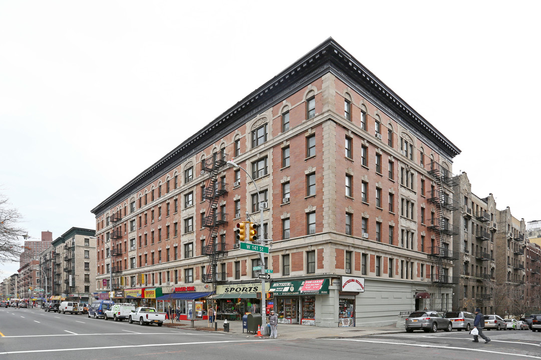 3449-3459 Broadway in New York, NY - Building Photo