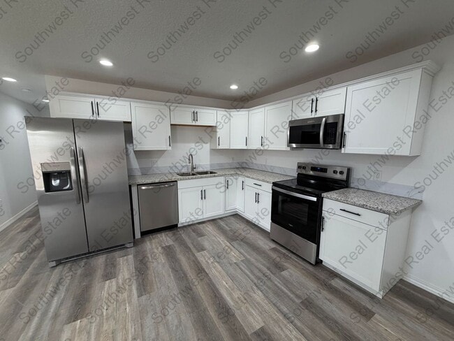 312 Starlite Dr in Clovis, NM - Building Photo - Building Photo