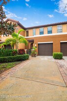 746 Ventura Dr in Satellite Beach, FL - Building Photo