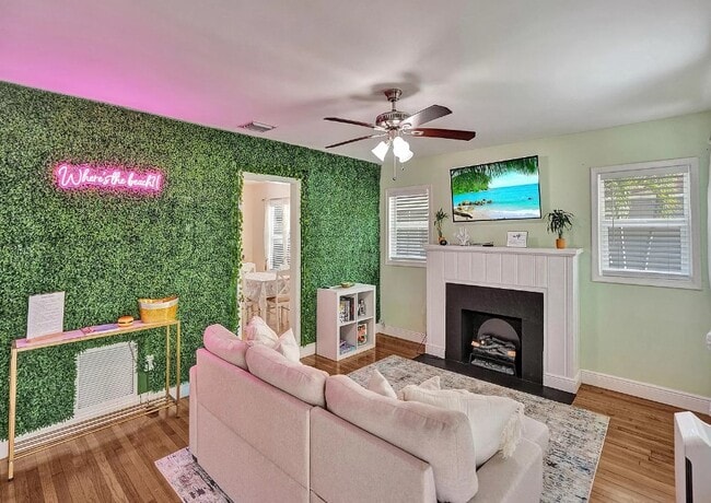 615 SW 4th Ave in Fort Lauderdale, FL - Building Photo - Building Photo