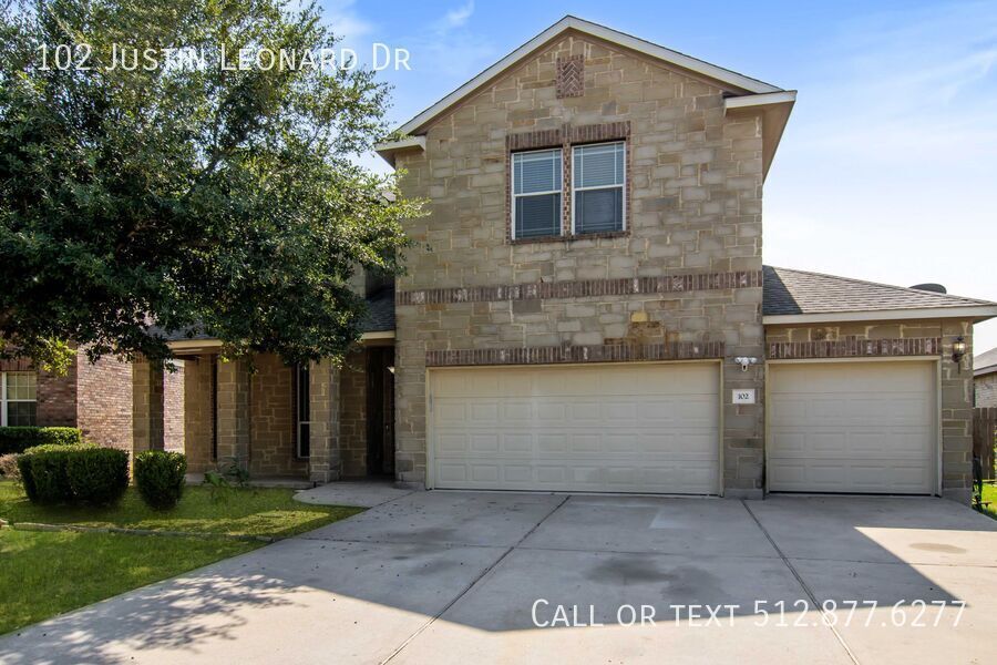 102 Justin Leonard Dr in Round Rock, TX - Building Photo