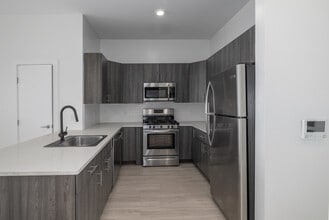 The Fairmount at McGinley in Jersey City, NJ - Foto de edificio - Interior Photo
