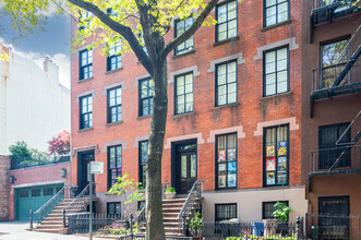 70 State St in Brooklyn, NY - Foto de edificio - Building Photo