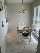 1661 NW 20th Ave in Delray Beach, FL - Foto de edificio - Building Photo