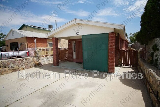 422 Val Verde St in El Paso, TX - Building Photo - Building Photo